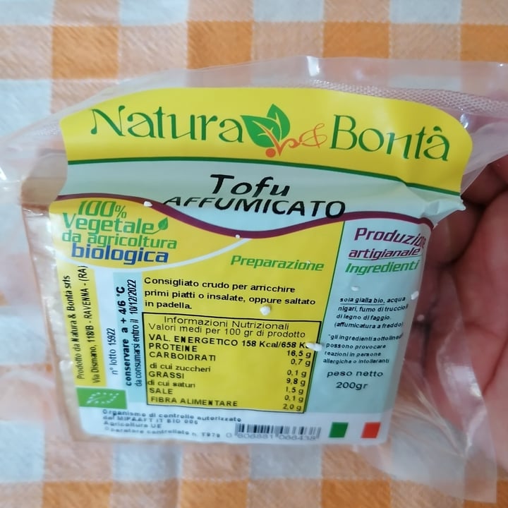 photo of Natura e bontà di Antonio Iaculli Tofu affumicato shared by @govegan2020 on  06 Nov 2022 - review