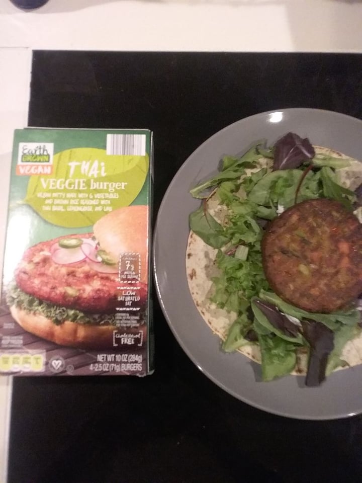 photo of Earth Grown Thai Veggie Burger shared by @ambularfortheanimals on  09 Nov 2018 - review