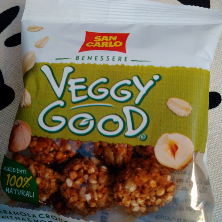 photo of Veggy Good  Veggy Good Granola Croccante con Avena e Nocciole shared by @walkabout-veg on  18 Jan 2022 - review