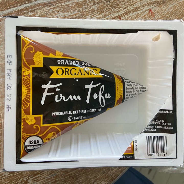 photo of Trader Joe's Organic Firm Tofu shared by @anna-vegan2021 on  29 Mar 2022 - review