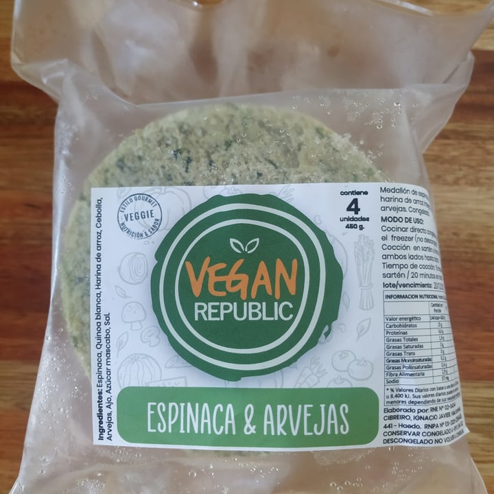 photo of Vegan Republic Espinaca y Arvejas shared by @arrobayani on  10 Oct 2021 - review