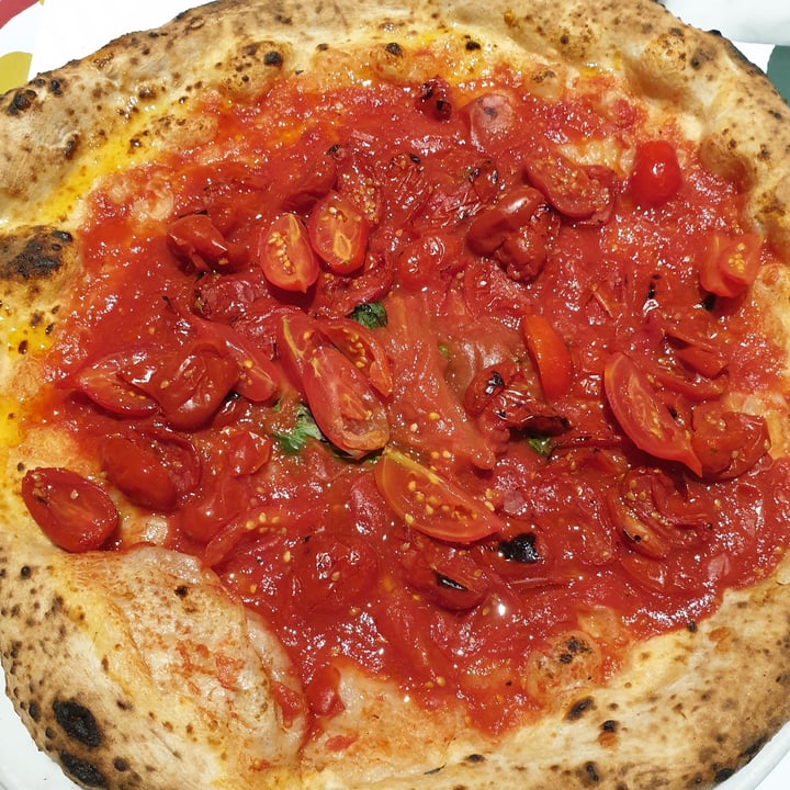 photo of Pizzeria Salvo - San Giorgio a Cremano Pizza Al Pomodoro shared by @itslauraheree on  10 Jul 2022 - review