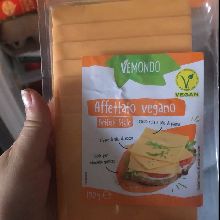 photo of Vemondo  Affettato Vegano British Style shared by @alterlove on  14 Aug 2022 - review