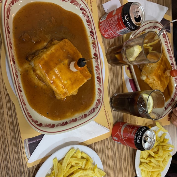 photo of Santa Francesinha Francesinha Vegana shared by @andreiokas on  16 Sep 2020 - review