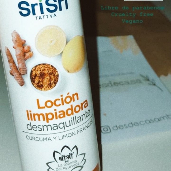 review photo of SriSri Tattva Loción limpiadora desmaquillante Curcuma y Limon frances shared by @delfu on 15 Jan 2021 - review