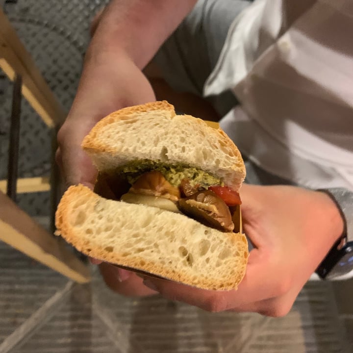photo of Vegan come koala Hot Dog di tofu shared by @neydal on  16 Aug 2021 - review