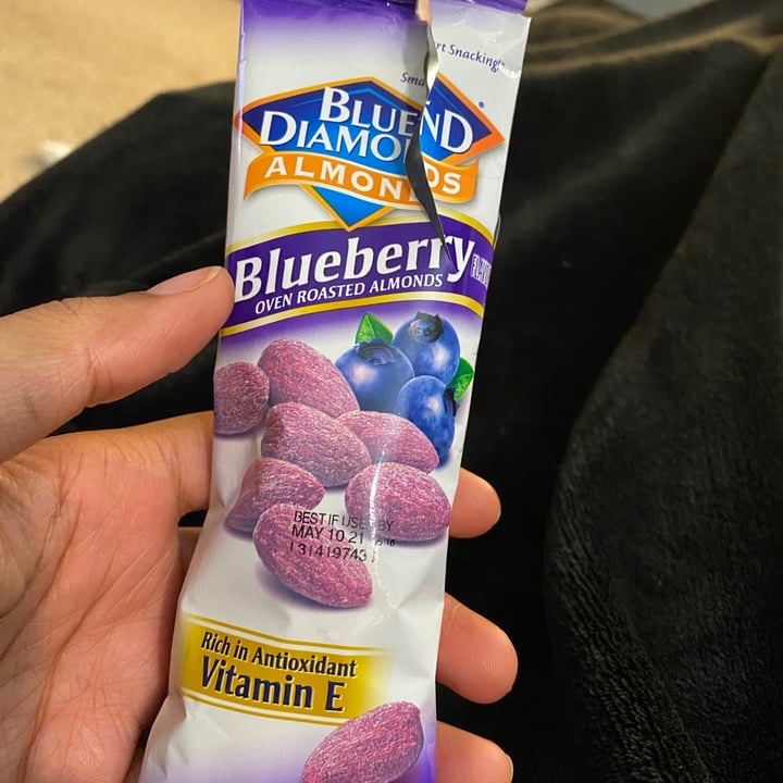 photo of Blue Diamond Blueberry Almonds shared by @tonirene on  12 May 2021 - review