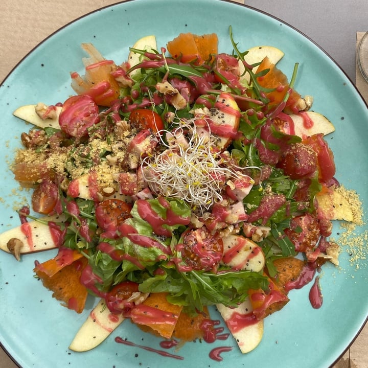 review photo of Serendipia Sin Querer Queriendo Ensalada Fresca shared by @estheerpadilla on 08 Mar 2021 - review