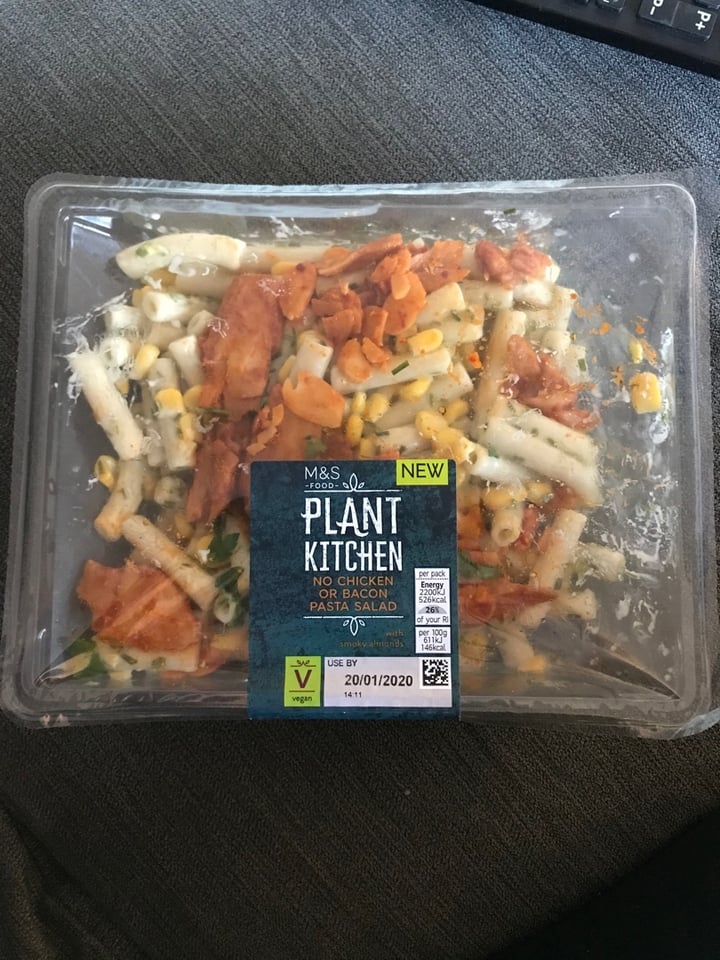 review photo of Marks & Spencer Manchester Chicken And Bacon Pasta shared by @meganatkin13 on 20 Jan 2020 - review