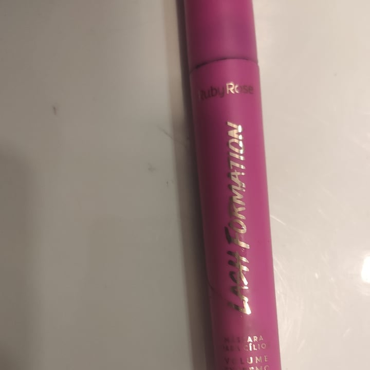 photo of RubyRose Mascara de cílios lash formation shared by @6ku0gl72 on  15 Nov 2021 - review