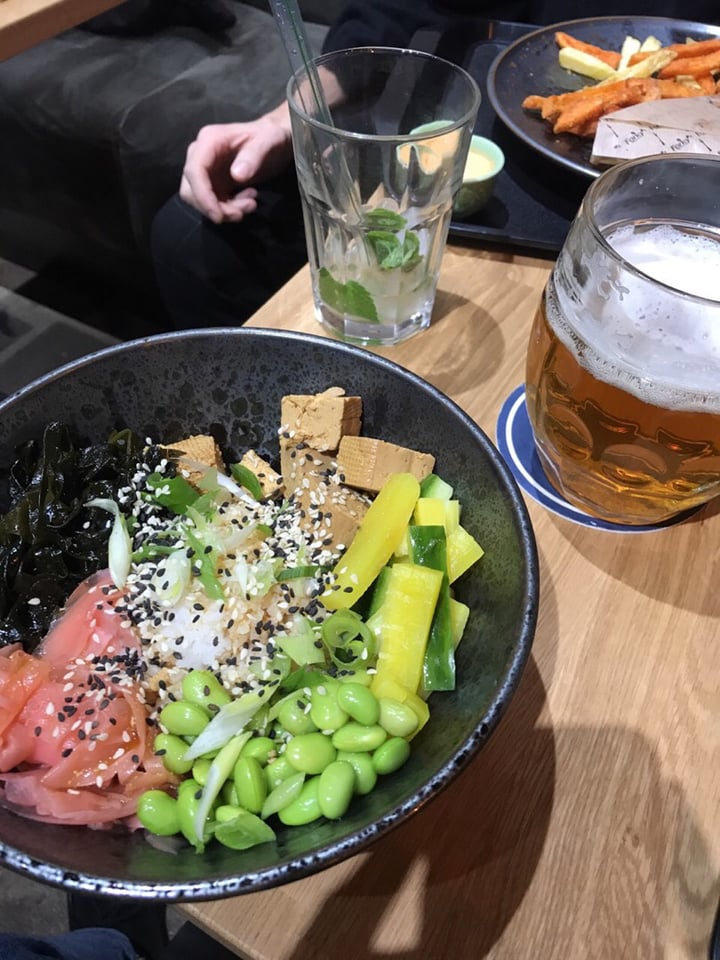 photo of Forky's Sushi Bowl shared by @shekhanin on  14 Dec 2019 - review