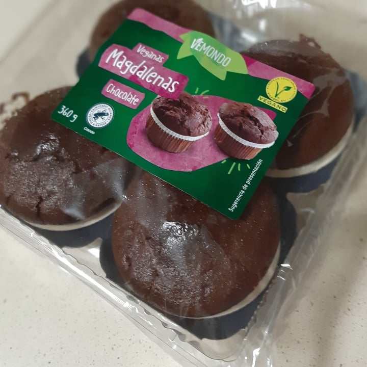 review photo of Vemondo Magdalenas chocolate shared by @vigoveryvegan on 29 Nov 2021 - review
