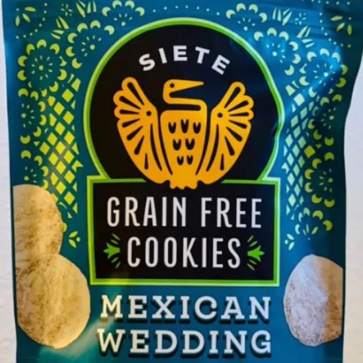 photo of Siete Family Foods Grain free cookies Mexican Wedding shared by @sgerber33 on  14 May 2022 - review