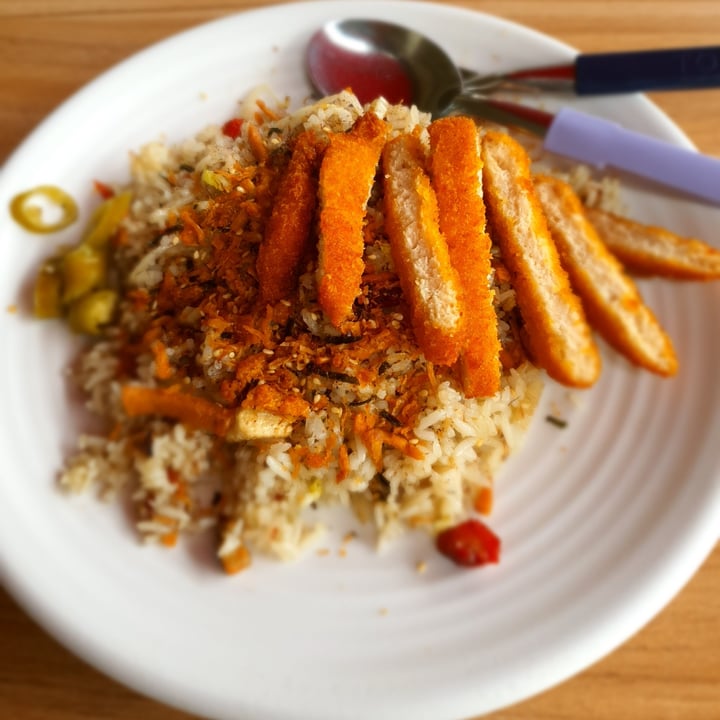 review photo of Belle Palata LLP Chicken Cutlet Fried Rice shared by @azmimonday on 22 Apr 2021 - review