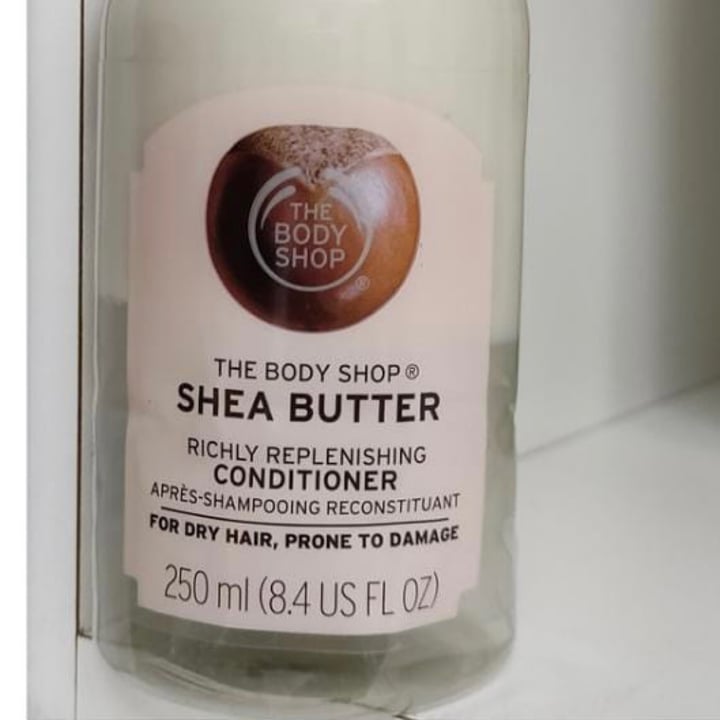 photo of The Body Shop Shea Butter conditioner shared by @sandragmartins on  08 May 2022 - review