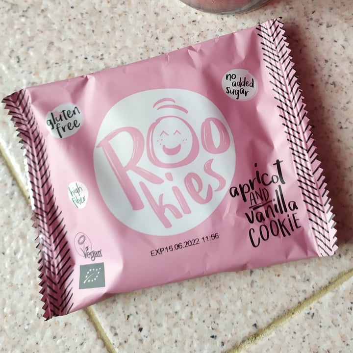 photo of Rookies Apricot and vanilla cookie shared by @fraveganita on  26 Dec 2021 - review