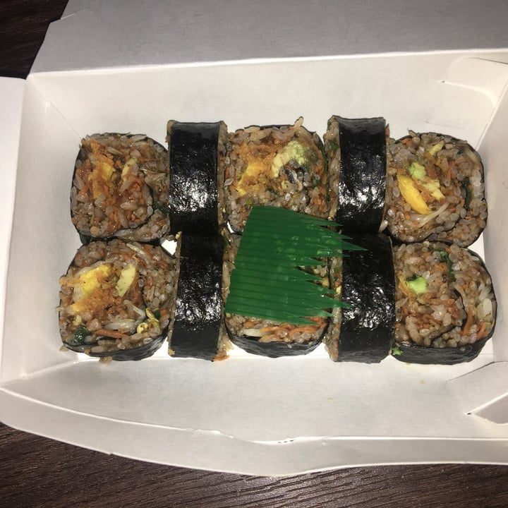 photo of Sushi-itto Isho Roll Vegan shared by @marianavalevrg on  23 Jul 2021 - review