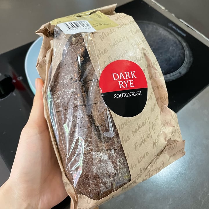 photo of Woolworths Dark Rye Sourdough shared by @tiffanysin on  04 Mar 2022 - review