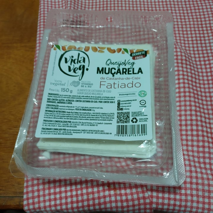 photo of Vida Veg Queijo Muçarela shared by @lelia on  06 Dec 2022 - review