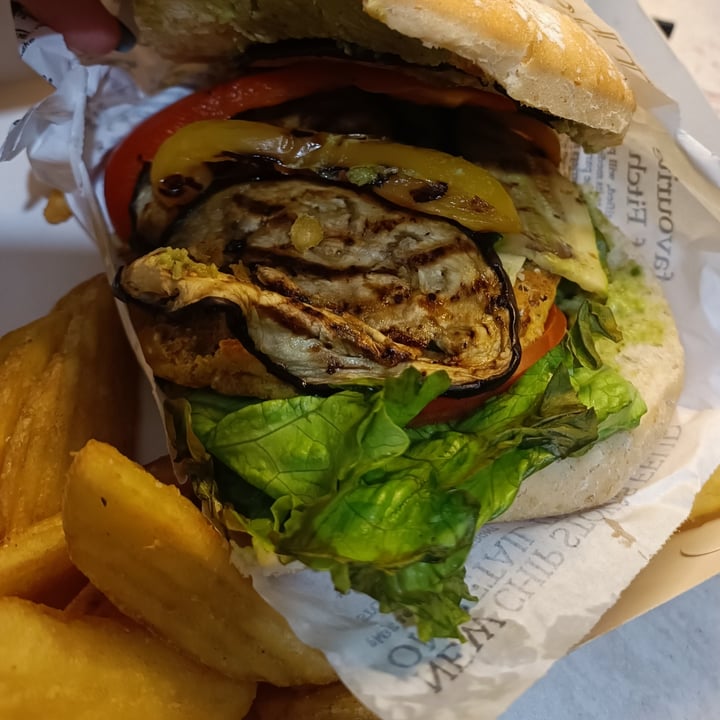 photo of Danny Bar Vegan Gardenburger shared by @jades123 on  28 Dec 2021 - review