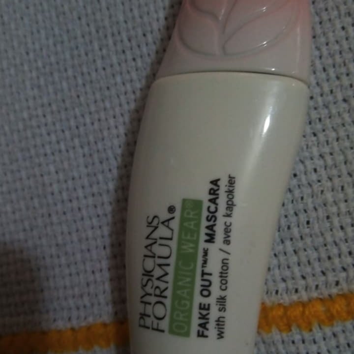 photo of Physicians Formula Organic Wear Curl+Care Mascara - Ultra Black shared by @amyvegann on  08 Oct 2021 - review