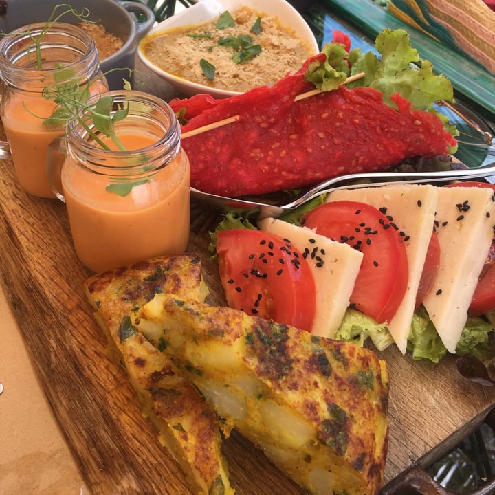 review photo of Samelo Veg Plato Degustación Grande shared by @marialopezzglez on 27 Apr 2021 - review