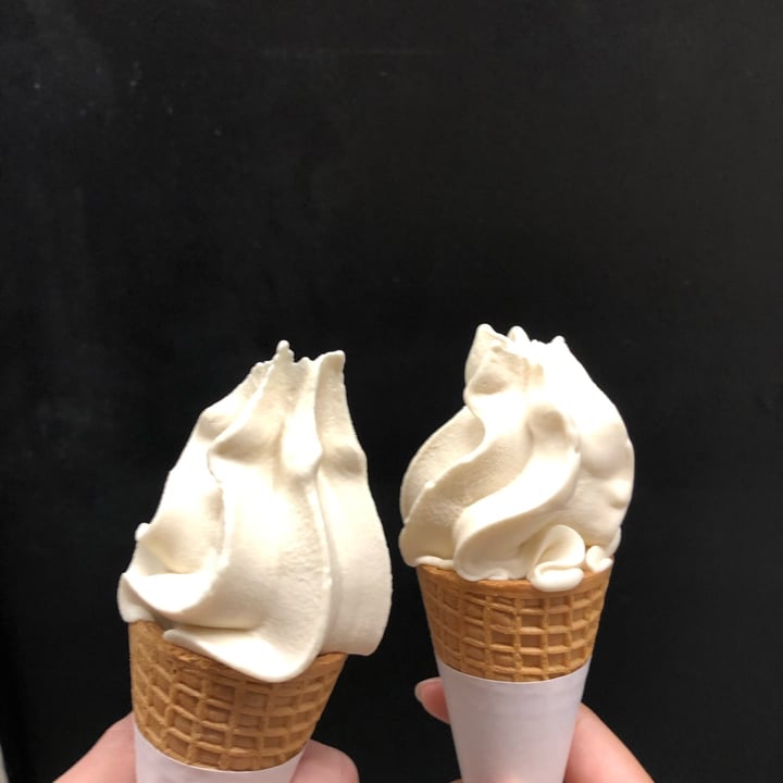 photo of IKEA Alexandra Soya Ice Cream Cone shared by @tse29 on  29 Mar 2022 - review