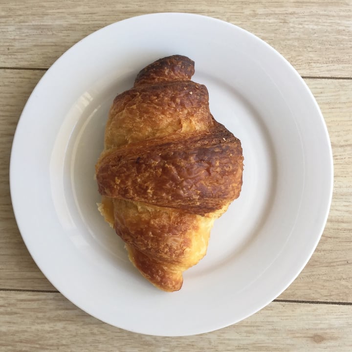 photo of Appetite Knight @ The Gallery Cafe Plain croissant shared by @thehumblechickpea on  30 Aug 2020 - review