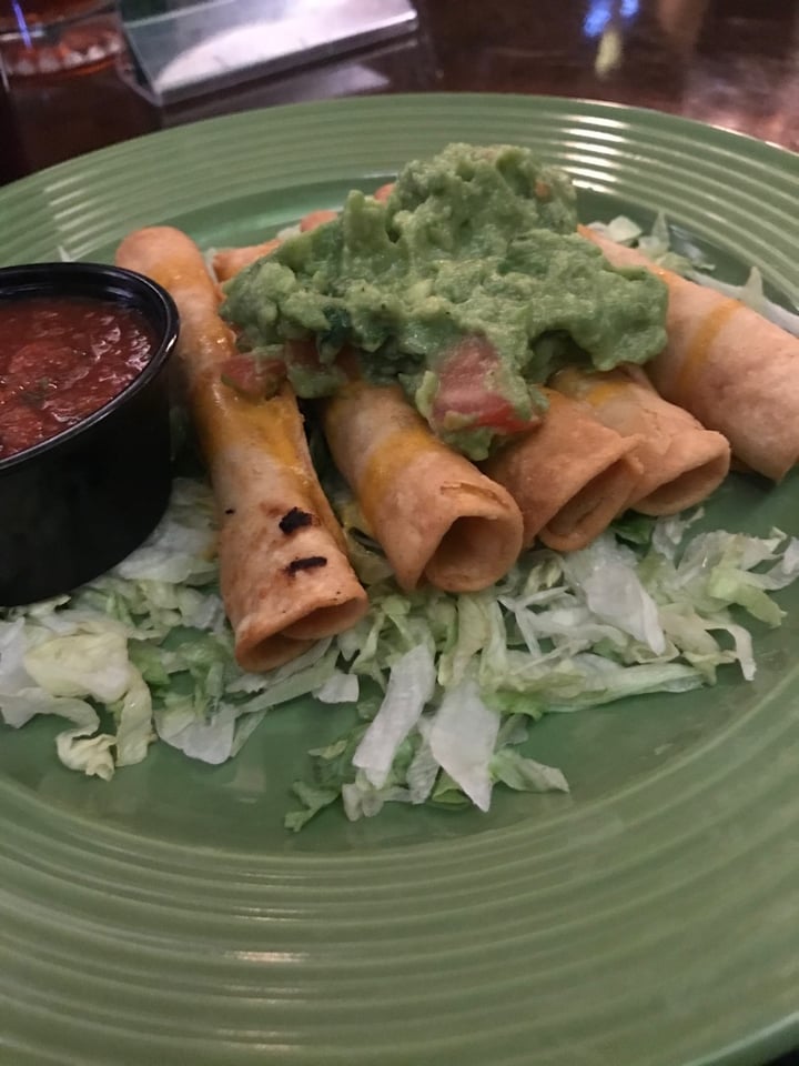 photo of Piper Down an Olde World Pub Vegan Rolled Tacos shared by @mcvegan76 on  06 Dec 2019 - review