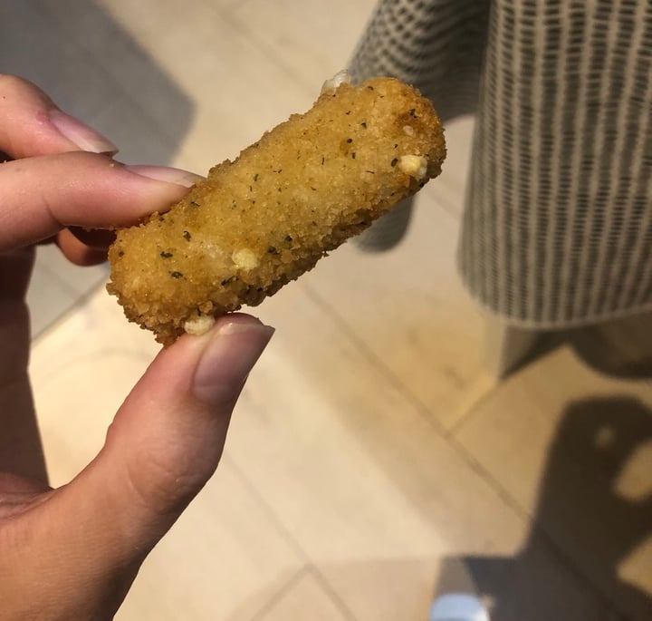 photo of ASDA No-zzarella sticks shared by @ktw on  24 Sep 2020 - review