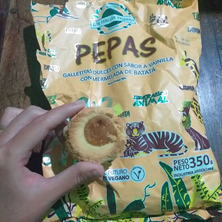 review photo of Un Rincón Vegano Pepas Galletitas Dulces con Sabor a Vainilla con Mermelada de Batata shared by @luciaroveta on 15 Apr 2021 - review