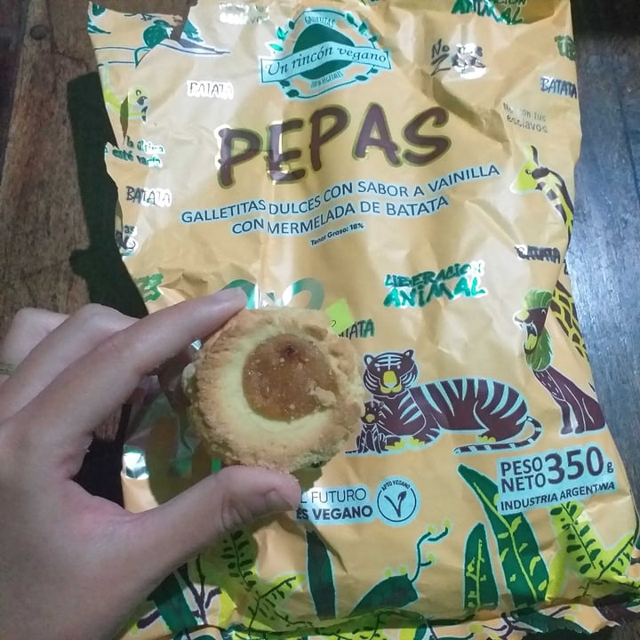 photo of Un Rincón Vegano Pepas Galletitas Dulces con Sabor a Vainilla con Mermelada de Batata shared by @luciaroveta on  15 Apr 2021 - review