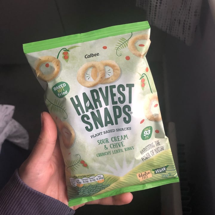 photo of Harvest Snaps Sour Cream and Chive crunchy lentil rings shared by @yourlocalvegan on  26 Nov 2021 - review