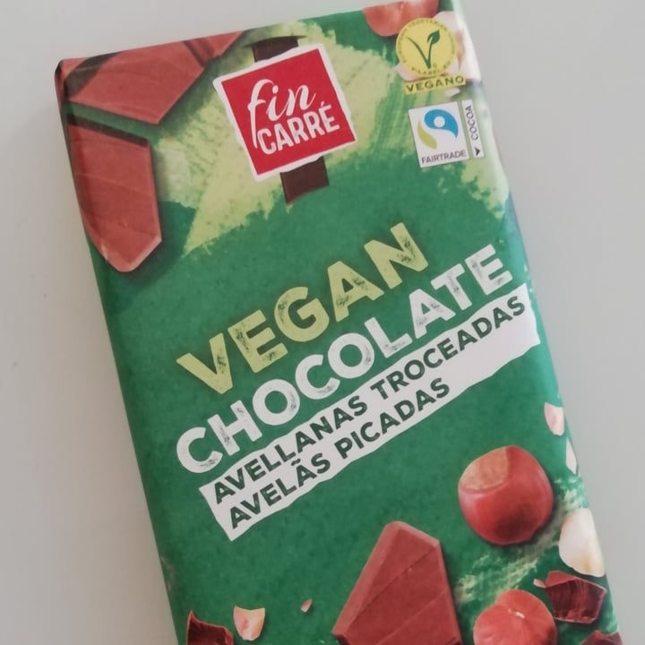 review photo of Fin Carré Chocolate con avellanas troceadas shared by @nostoc on 03 Aug 2022 - review