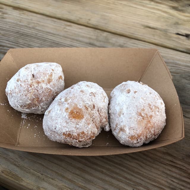 Foto del plato “Chocolate Beignets”