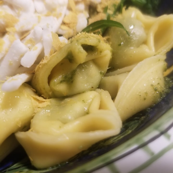 photo of Kite Hill Spinach Tortellini With Almond Milk Ricotta Alternative shared by @tracyrocks on  04 Dec 2021 - review