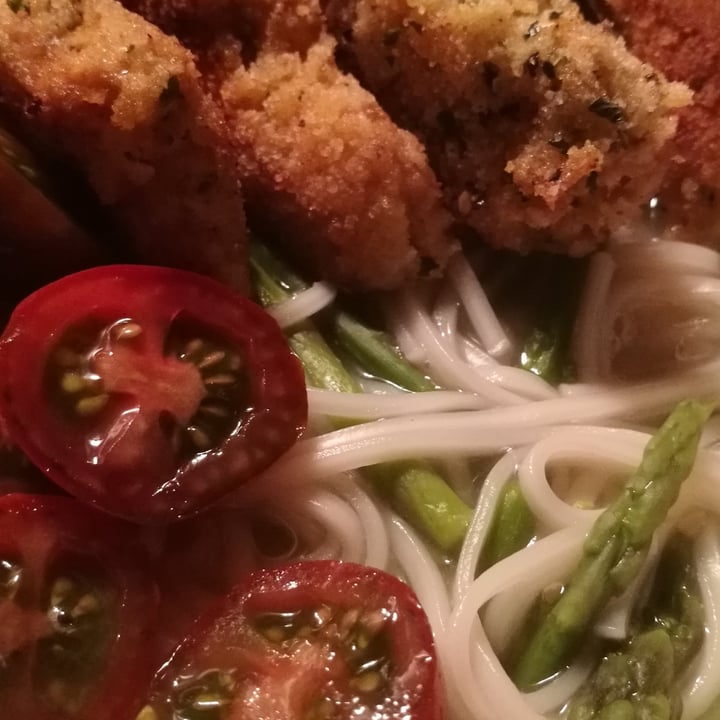 review photo of Gerblé Escalopes de Seitán shared by @veganoonpics on 06 Jan 2022 - review