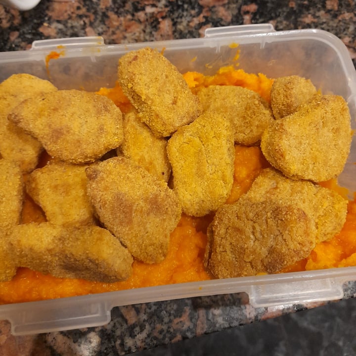 photo of Vegetalex Nuggets 100% vegetal shared by @malenagubitta on  19 Nov 2021 - review