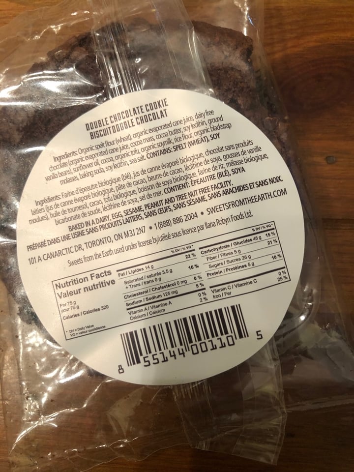 photo of Sweets from the Earth Double Chocolate Cookie shared by @ironicallyhamm on  22 Jan 2020 - review