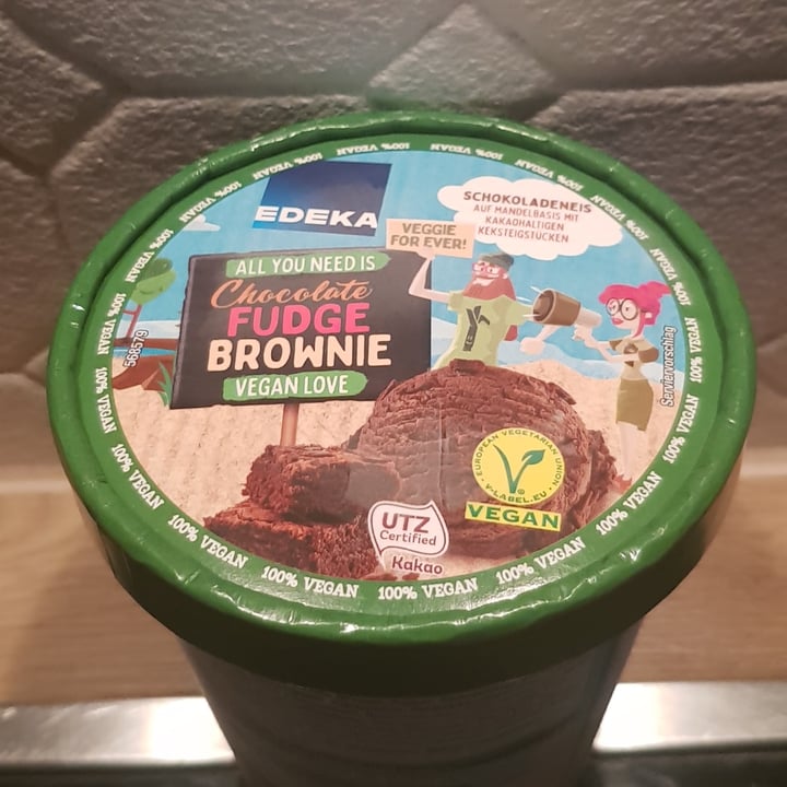 photo of Edeka Chocolate Fudge Brownie Ice Cream shared by @kellyfernandes on  26 Jun 2021 - review