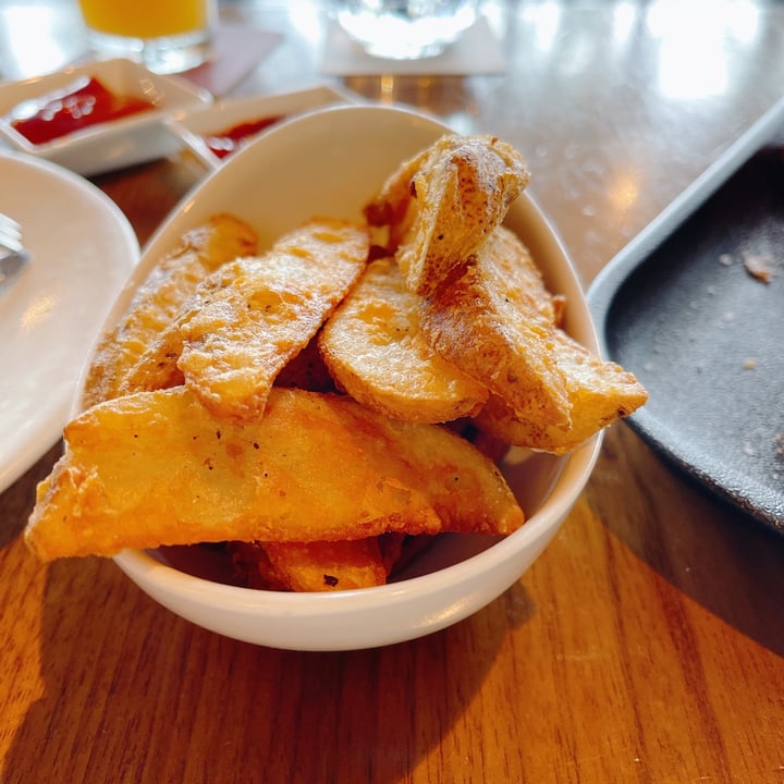photo of Bread Street Kitchen Singapore Chips shared by @veggiexplorer on  18 Feb 2021 - review