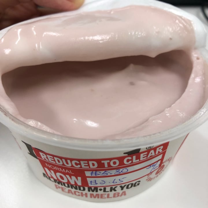 review photo of Nush Almond Milk Yog Peach Melba shared by @sparklyy on 17 Mar 2021 - review