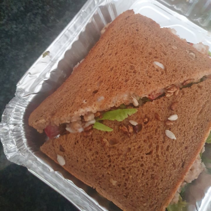 photo of Fruits & Roots Vegan Toasted Tuna Mayonaise on Whole-wheat Bread shared by @sunshineyum on  01 Feb 2021 - review