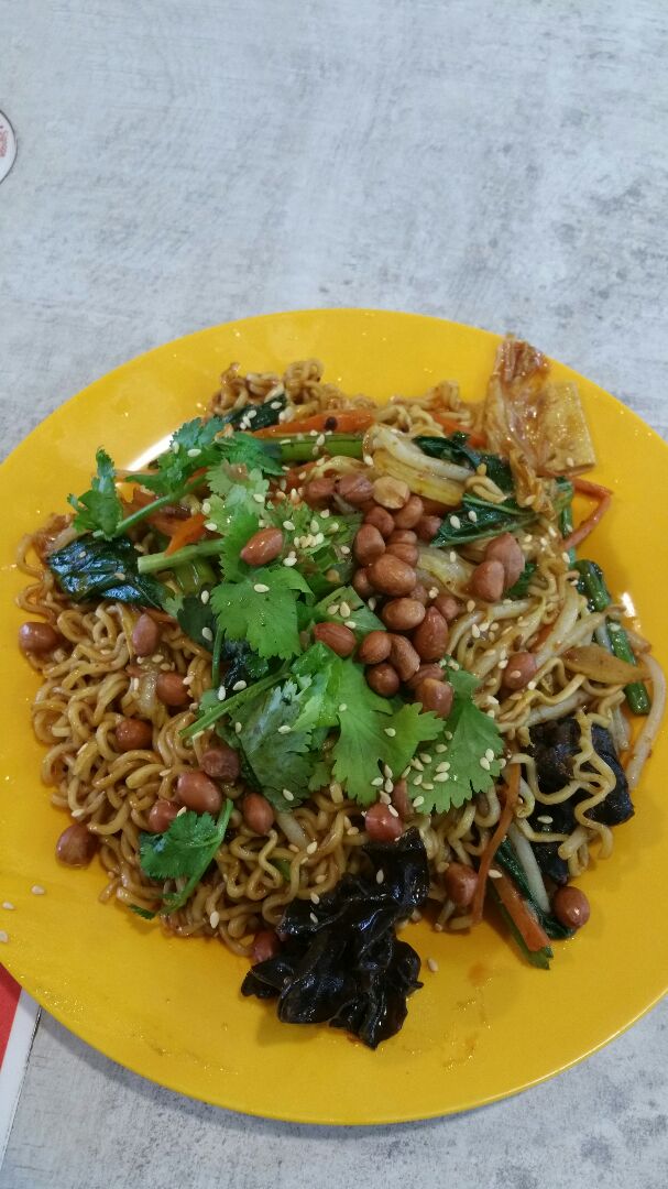 review photo of Shu vegetarian 蔬方斋 炒麻辣面 Fried Mala Noodle shared by @vegluv on 23 Feb 2020 - review