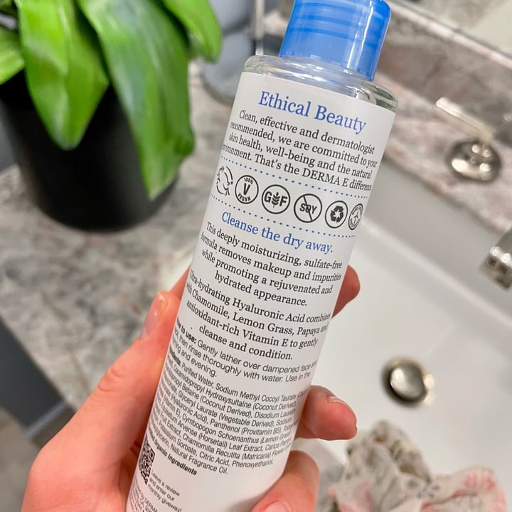 photo of Derma E Hydrating Gentle Cleanser shared by @natalinkal on  29 Nov 2022 - review