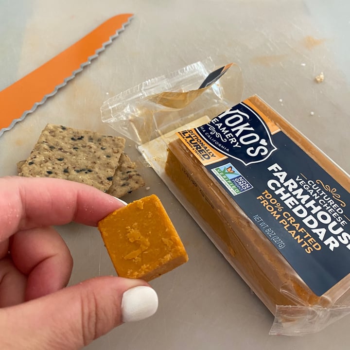 photo of Miyoko's Creamery Cultured Vegan Farmhouse Cheddar Block shared by @amorisw on  03 May 2021 - review