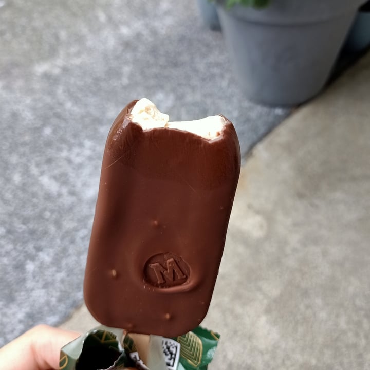 photo of Magnum Dairy Free Sea Salt Caramel shared by @weeney on  06 Nov 2021 - review
