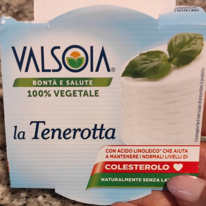 photo of Valsoia La tenerotta shared by @veganrecipes on  08 Jun 2022 - review