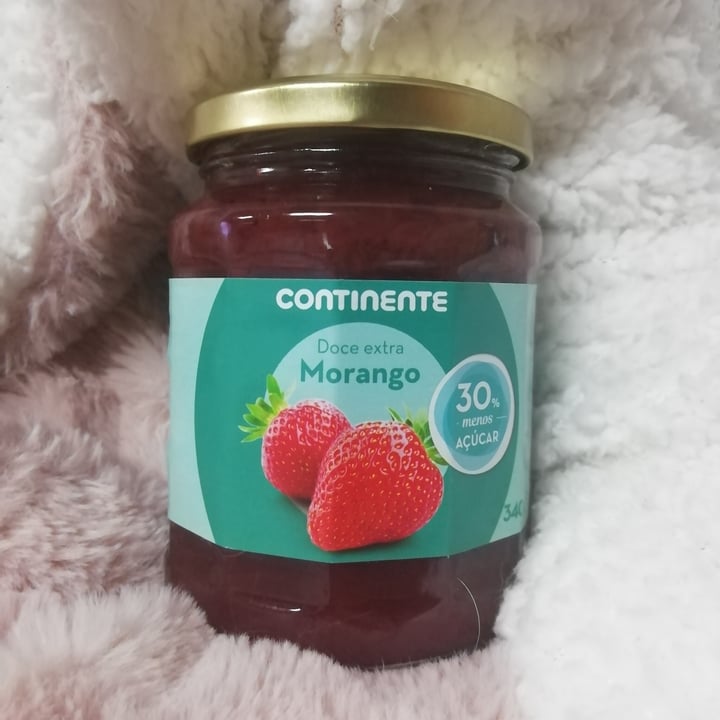 photo of Continente Strawberry Jam shared by @anathedoglady on  05 Feb 2021 - review