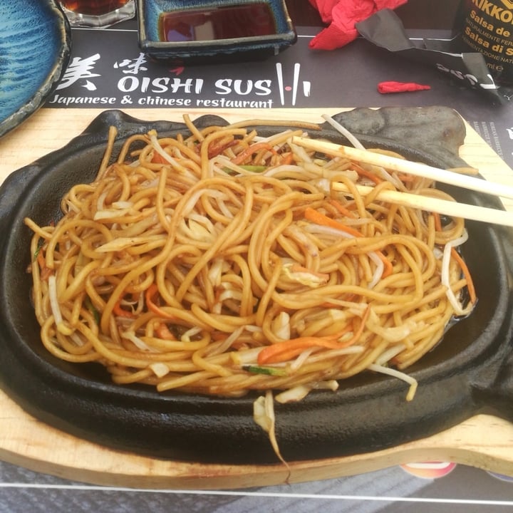 photo of Oishi sushi Spaghetti alla piastra con verdure shared by @unatempestavegana on  15 May 2021 - review